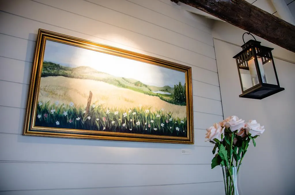 The White Queen B&B Bruges Bed & Breakfast