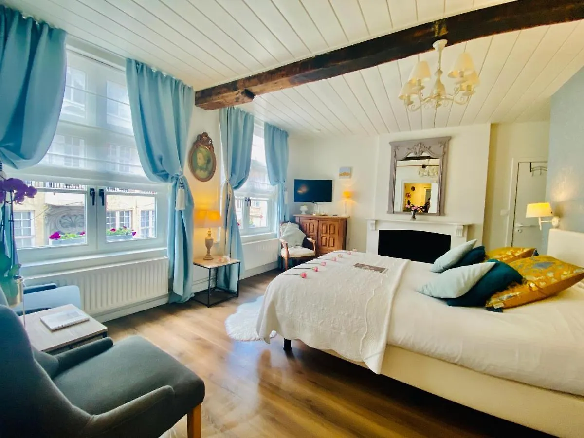 The White Queen B&B Bruges Bed & Breakfast